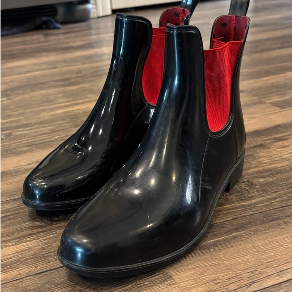 Lauren Ralph Lauren Black and Red Rain Boots - Picture 1 of 4